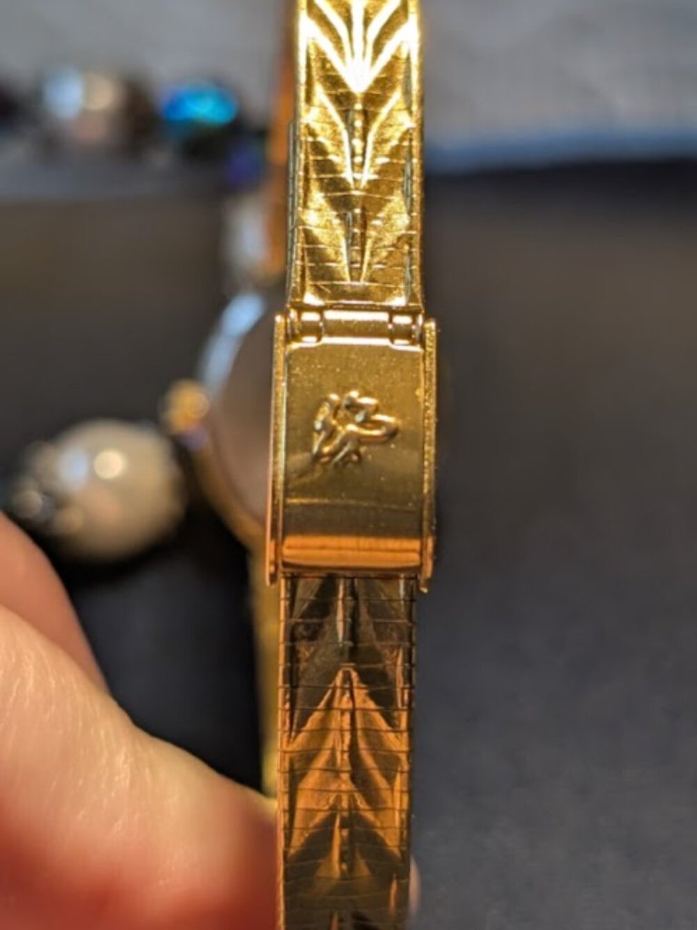 Vintage Sarah Coventry Supreme Gold Watch Heart Filigree Cocktail Bracelet - Picture 2 of 3